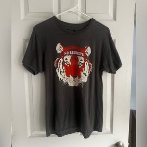 “No Regrets” Tiger Graphic Tee